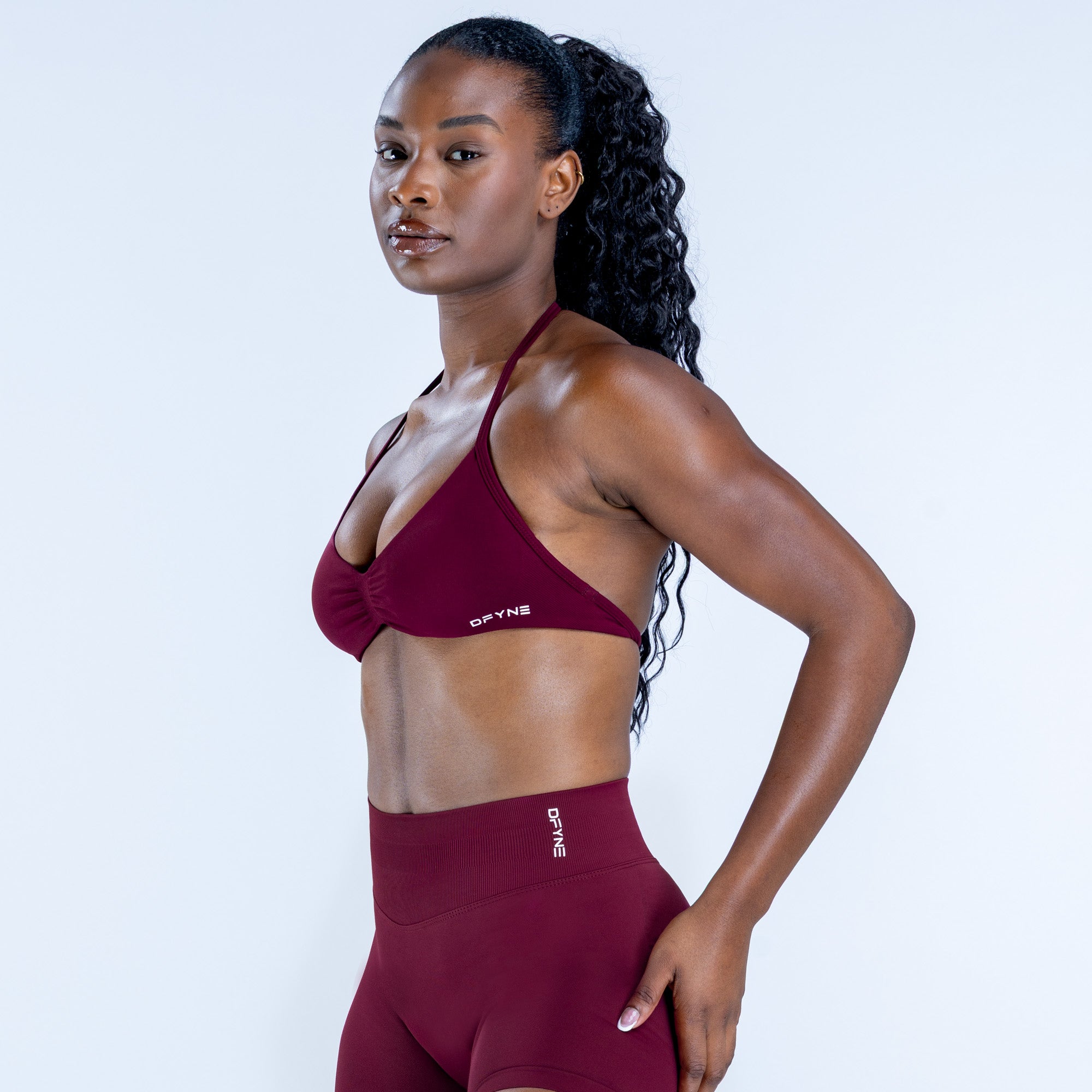 Impact Strappy Bra - Winter Berry (3)