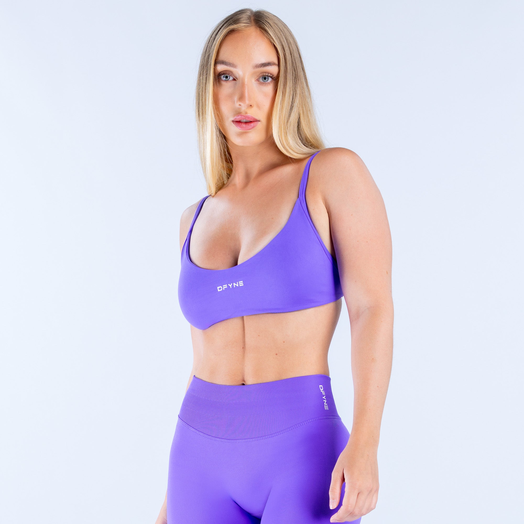 Impact Scoop Neck Bra - Ultra Violet (4)