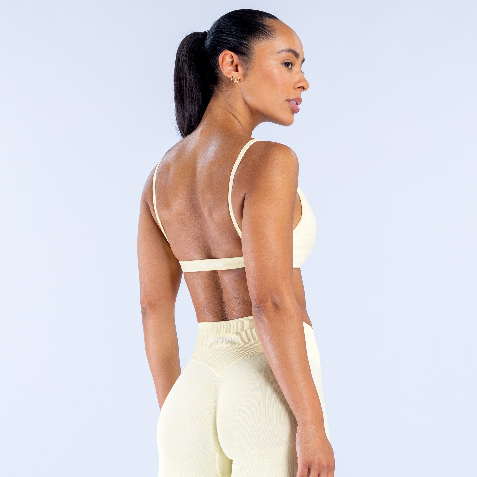 Impact Scoop Neck Bra - Butter (3)
