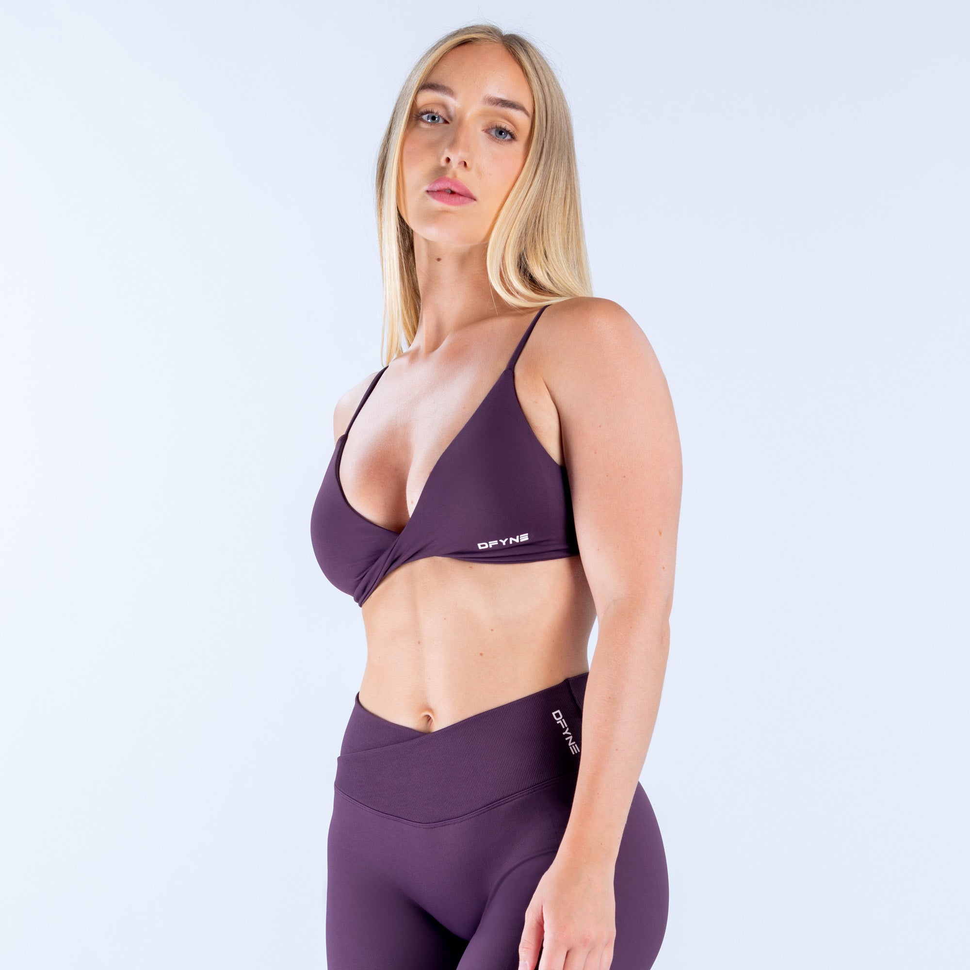Vision Twist Front Sports Bra - Fig (4)